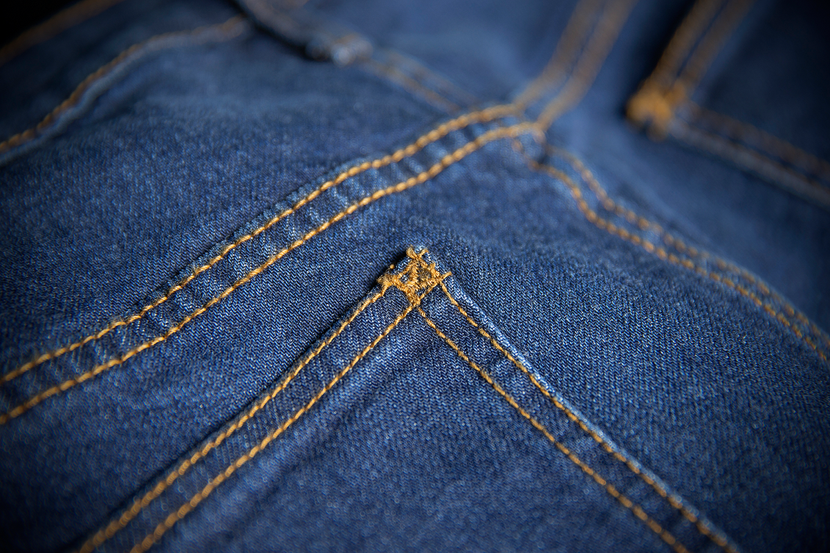 ICON Women's MH1000™ Blue Jeans by Bill's Exhausts, size 6, showing fitted denim with classic five-pocket design.