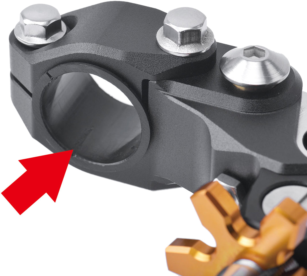 ZETA Ultra Light Clutch Perch 3 Finger with adjustable cable and ratio device for motorcycle handlebars.