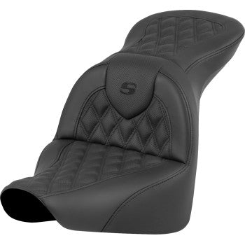 Bill's Exhausts SADDLEMEN RoadSofa™ seat with lattice stitch, designed for FLFB/FXBR bikes 2018-2024, without driver backrest.