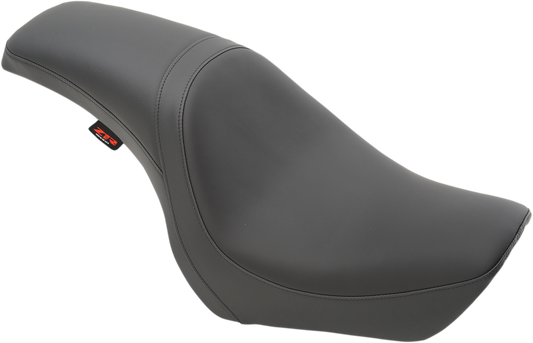 Z1R Predator seat for Kawasaki VN1500 motorcycle, smooth black seat with ergonomic design and durable construction.