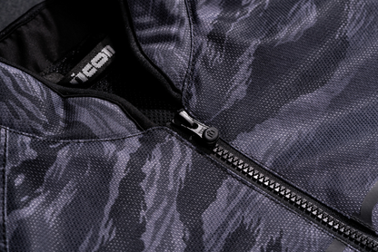 Bill's Exhausts ICON Hooligan CE Tiger's Blood Gray Jacket, small size, featuring rugged design and protective padding.