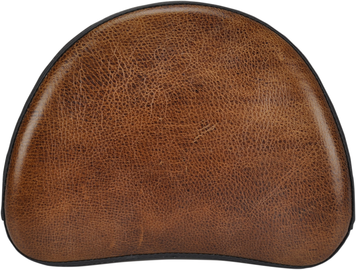 SADDLEMEN Lariat Sissy Pad seat by Bill's Exhausts, featuring padded leather with decorative stitching for motorcycle comfort.
