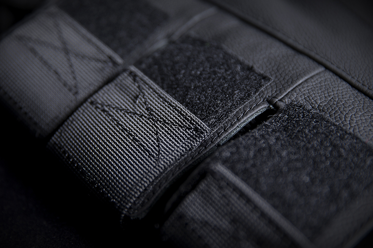 Black ICON Regulator™ D3O® vest in 4XL size with protective panels, designed for safety and comfort.