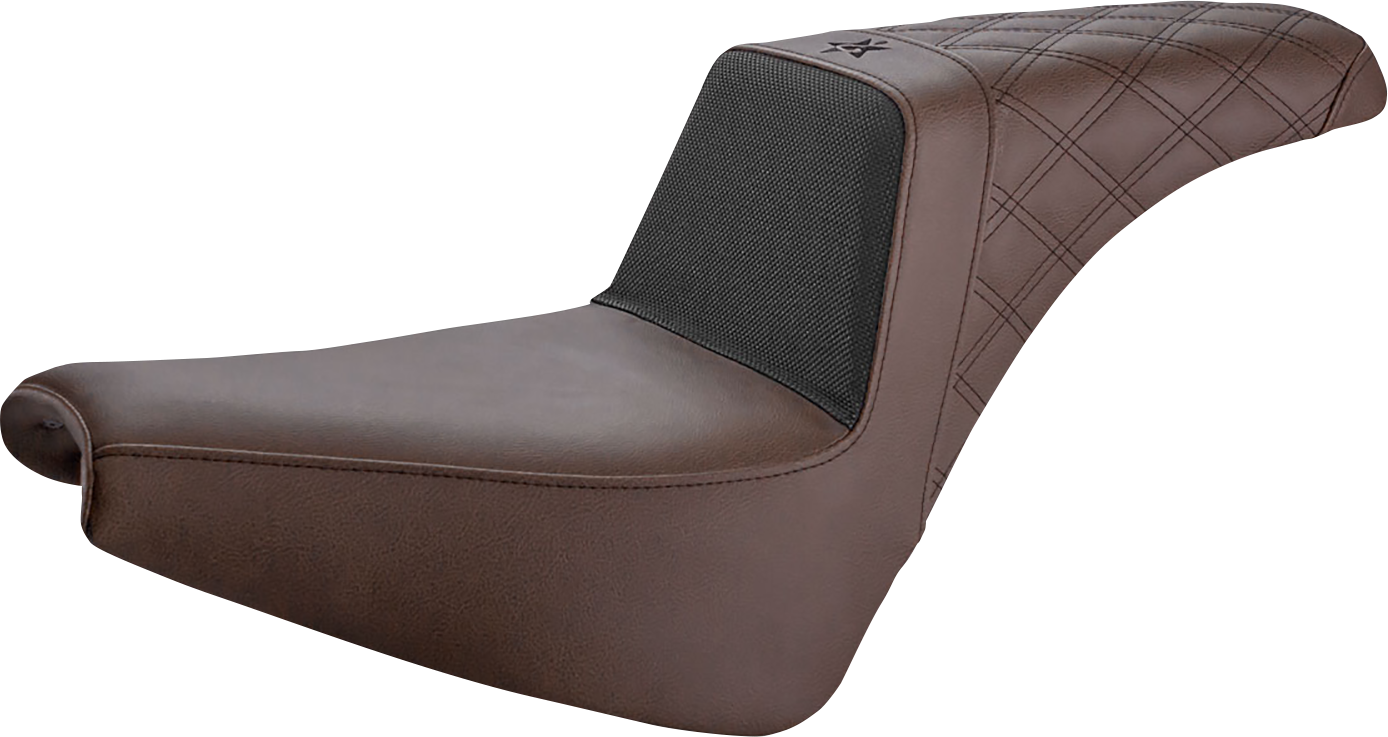 Bill's Exhausts SADDLEMEN Unknown Industries front seat with carbon fiber and black gripper lumbar, lattice stitch rear for FX 2018-2023