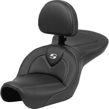 Bill's Exhausts SADDLEMEN Roadsofa™ black carbon fiber motorcycle seat with backrest for FL 2004-2005, featuring black stitching.