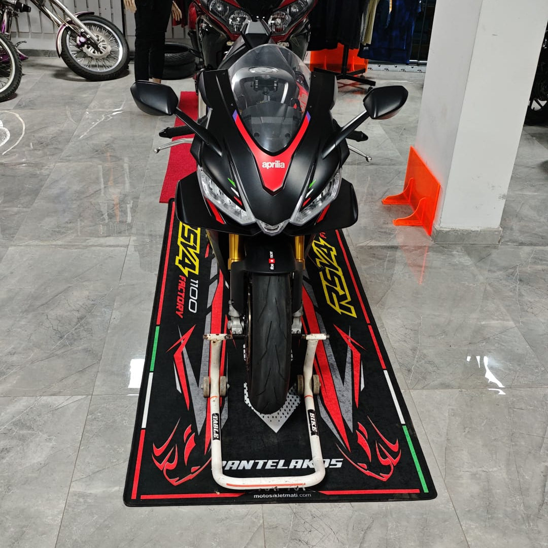 MPM Motorcycle Mat for Aprilia RSV4 1100 - MM4150 - Howling Moto