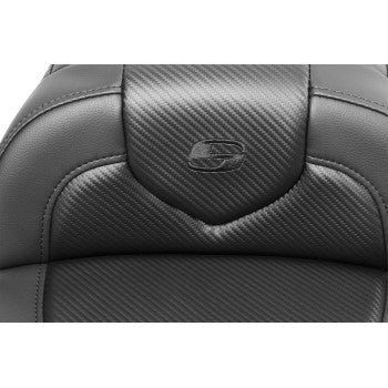 Bill's Exhausts SADDLEMEN RoadSofa™ carbon fiber motorcycle seat without backrest for FLTR/FLHX 2023-2024 models.