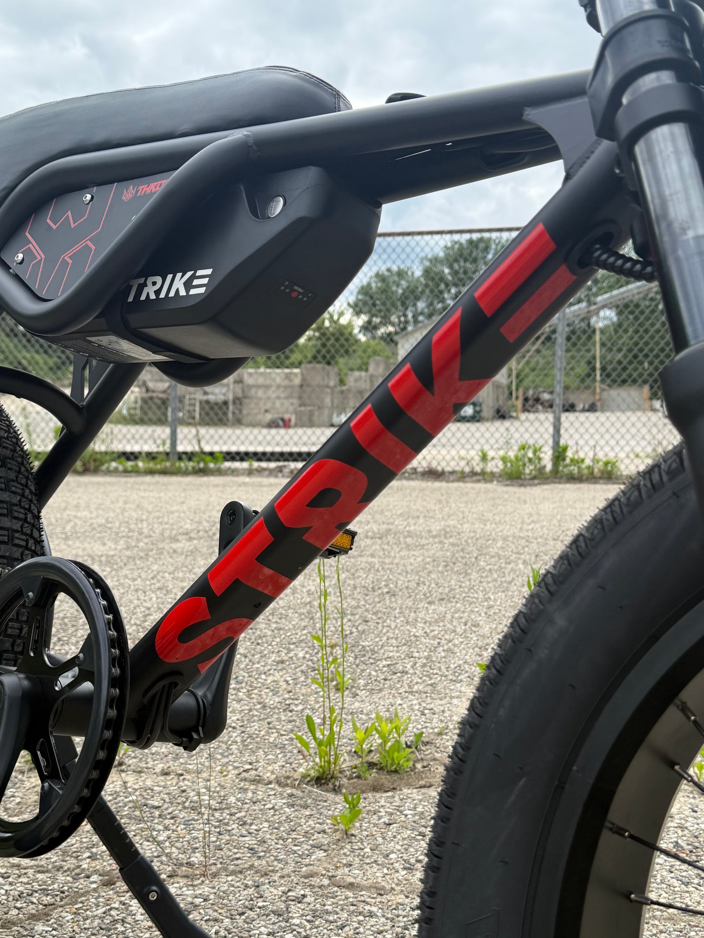 Strike Spyder 500W Electric Fat Tire Bike | 48V 13Ah, 20mph