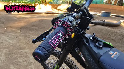 D1M MOTO X HAND GRIPS CLOSED END - FITS 7/8 BARS - FITS ELECTRIC DIRT BIKES - E-BIKES - DIRT BIKE - PIT BIKES - Howling Moto