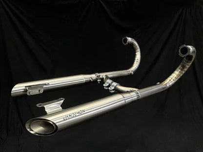BMW R18 titanium exhaust system by Bill's Exhausts, showcasing sleek, lightweight design for 2020-2025 BMW R18 motorcycle.