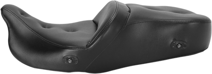 Black Saddlemen Pillow Top Roadsofa heated seat for '08-'23 FLH/FLT motorcycles, designed for comfort and durability.