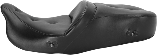 Black Saddlemen Pillow Top Roadsofa heated seat for '08-'23 FLH/FLT motorcycles, designed for comfort and durability.