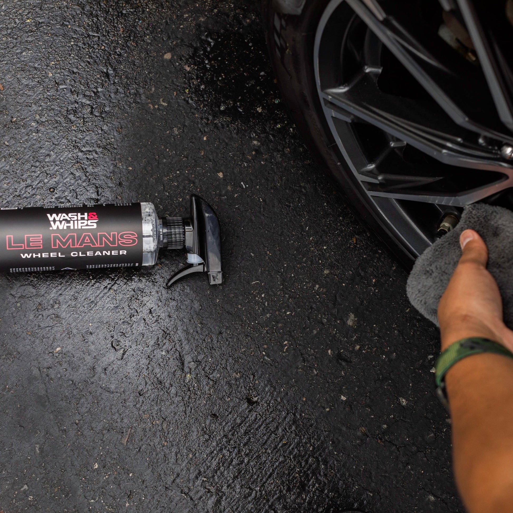 WASH&WHIPS Le Mans Wheel Cleaner - Howling Moto
