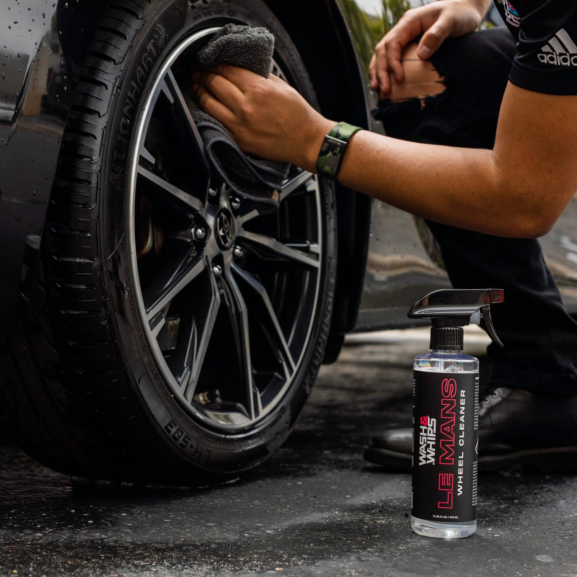 WASH&WHIPS Le Mans Wheel Cleaner - Howling Moto