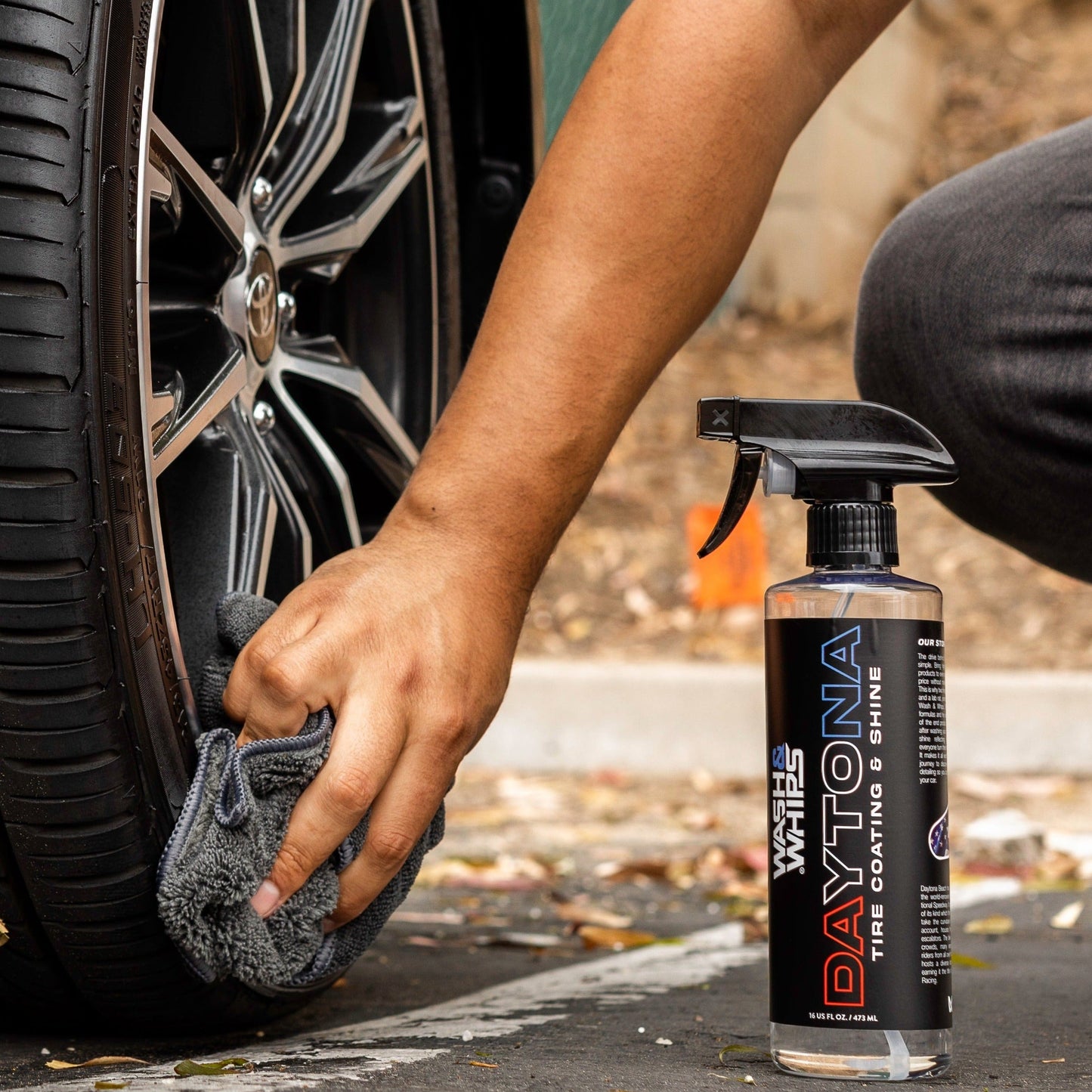 WASH&WHIPS Daytona Tire Coating & Shine - Howling Moto