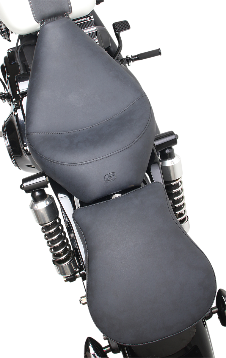 Bill's Exhausts SADDLEMEN Contoured Brushed S3 Pad seat with 9-inch design, featuring a contoured, brushed surface for comfort.