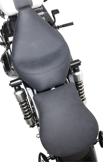 Bill's Exhausts SADDLEMEN Contoured Brushed S3 Pad seat with 9-inch design, featuring a contoured, brushed surface for comfort.