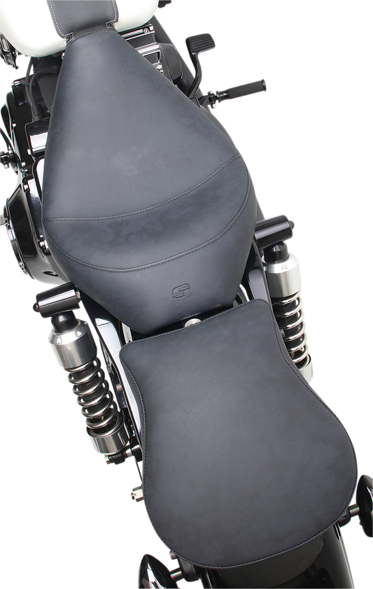 Bill's Exhausts SADDLEMEN Contoured Brushed S3 Pad seat with 9-inch design, featuring a contoured, brushed surface for comfort.