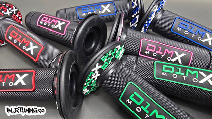 D1M MOTO X HAND GRIPS CLOSED END - FITS 7/8 BARS - FITS ELECTRIC DIRT BIKES - E-BIKES - DIRT BIKE - PIT BIKES - Howling Moto