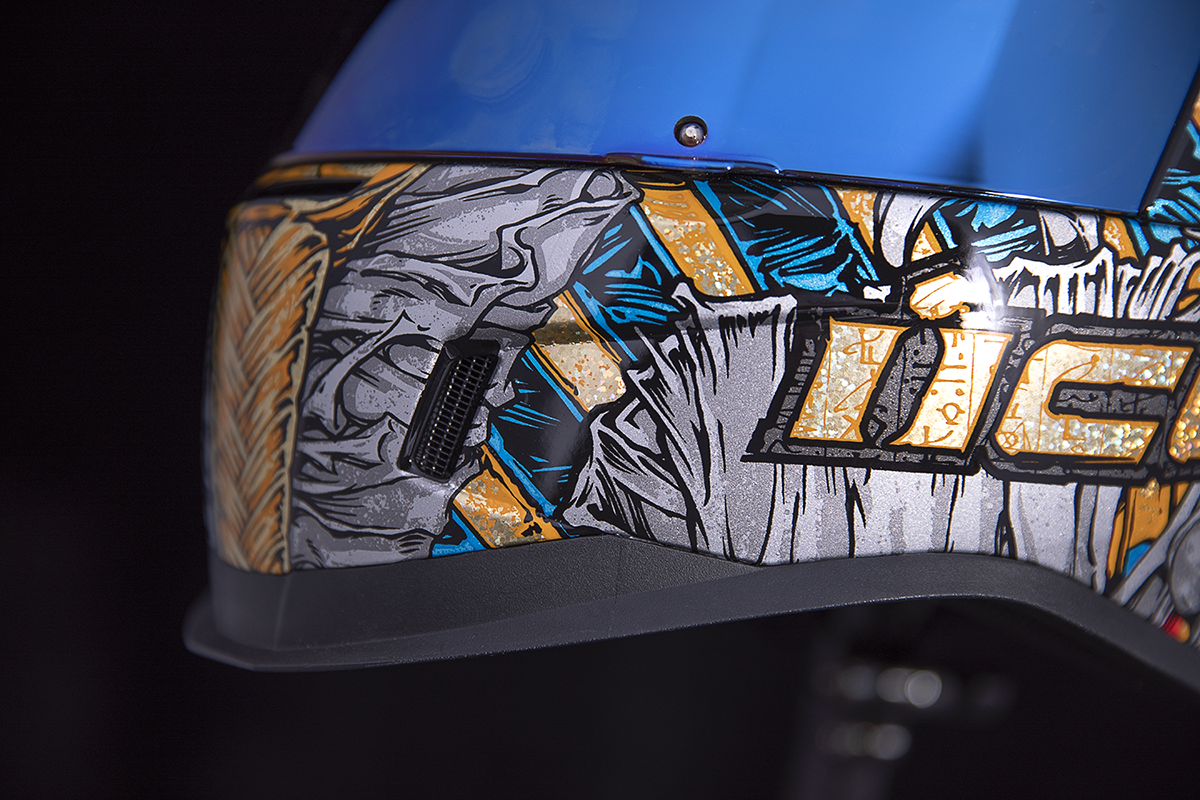Bill's Exhausts ICON Airform™ Pharaoh Gold helmet in XS, featuring a sleek design and vibrant gold finish.