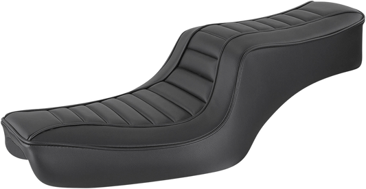 SADDLEMEN Hog Killers XL seat by Bill's Exhausts, black leather motorcycle seat with detailed stitching and ergonomic design.