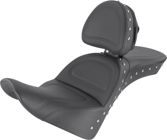 SADDLEMEN Explorer Special Seat with backrest for motorcycles, featuring durable construction and comfortable riding design.