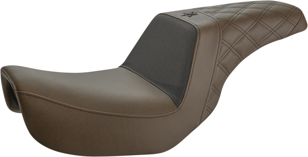 Front view of SADDLEMEN Unknown Industries carbon fiber seat with black gripper lumbar and lattice stitch details for Dyna motorcycles