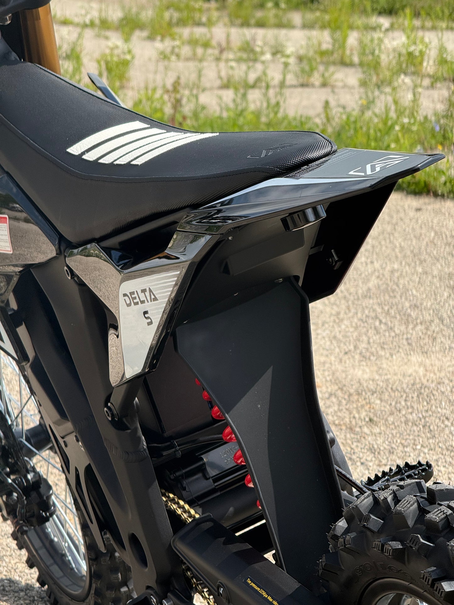 2026 Altis Delta S Electric Motorcycle – 72V | 8kW | 60 MPH