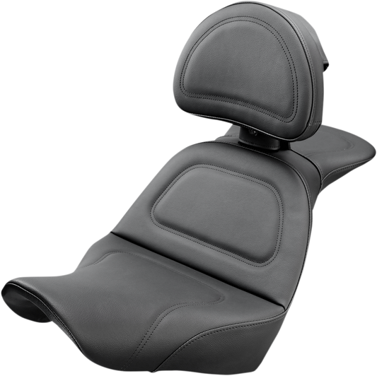 SADDLEMEN Explorer motorcycle seat with driver backrest for FXLR/FLSB 2018-2022, featuring black cushioned seating and mounting hardware.