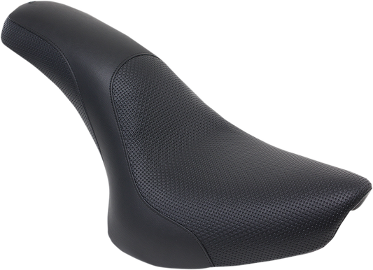 SADDLEMEN Profiler Basket-weave black motorcycle seat for Softail models '00-'05, featuring detailed basket-weave pattern and cushioned design
