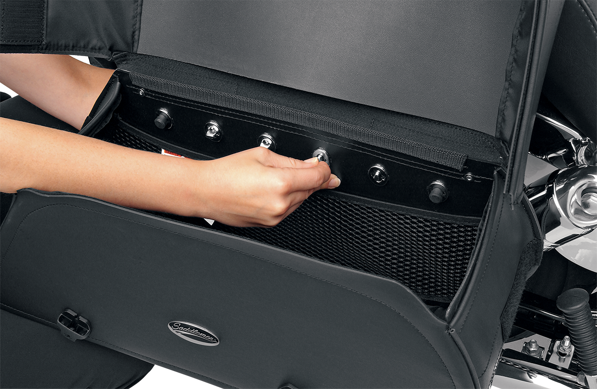 Bill's Exhausts SADDLEMEN Cruis'n Slant Saddlebag Jumbo 3501-0308, black leather seat with sturdy construction for motorcycle cruising.