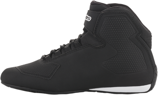 Alpinestars Sektor motorcycle shoes in black and yellow fluorescent with US 7.5 size, featuring protective design and sporty style