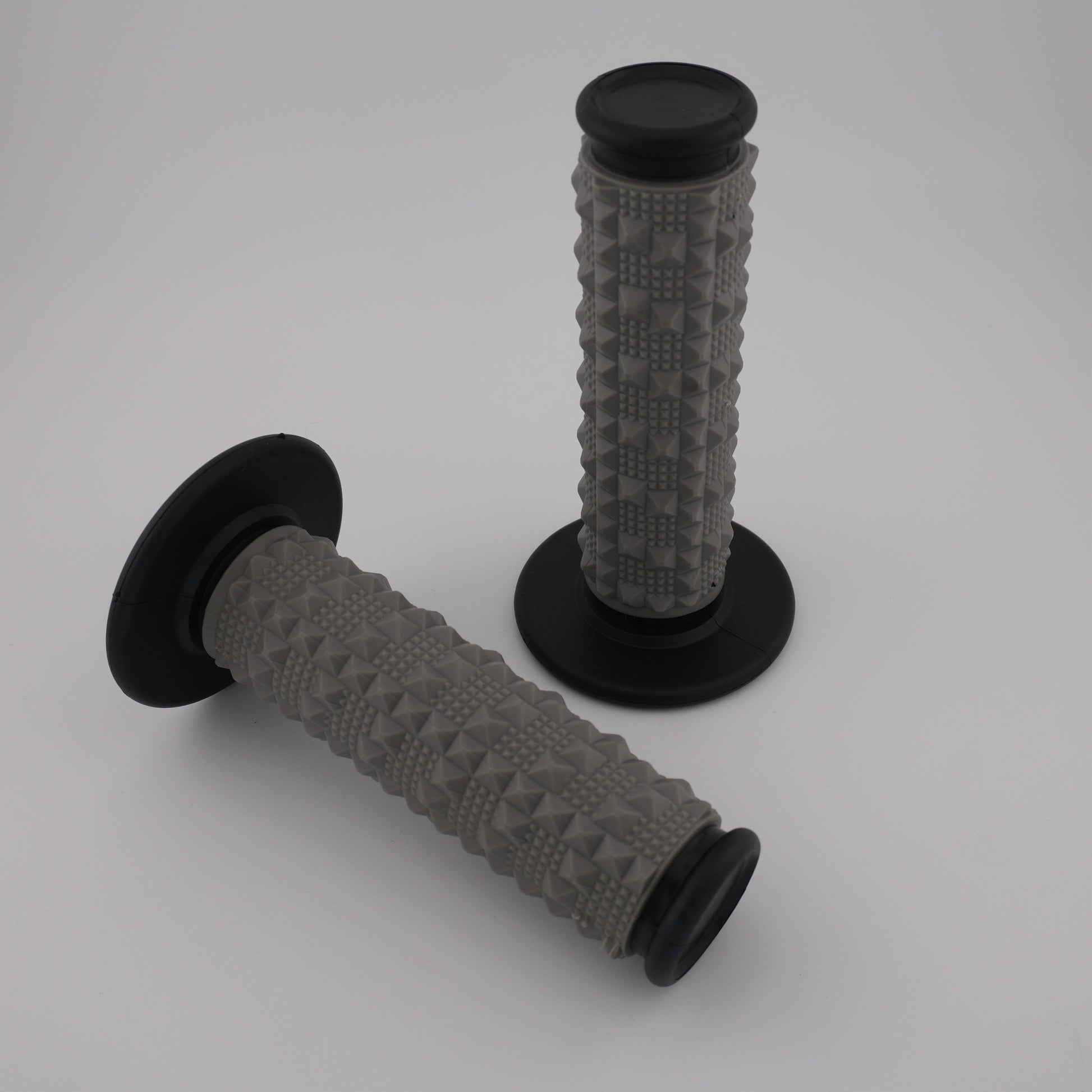 Upgraded Handlebar Grips - Howling Moto