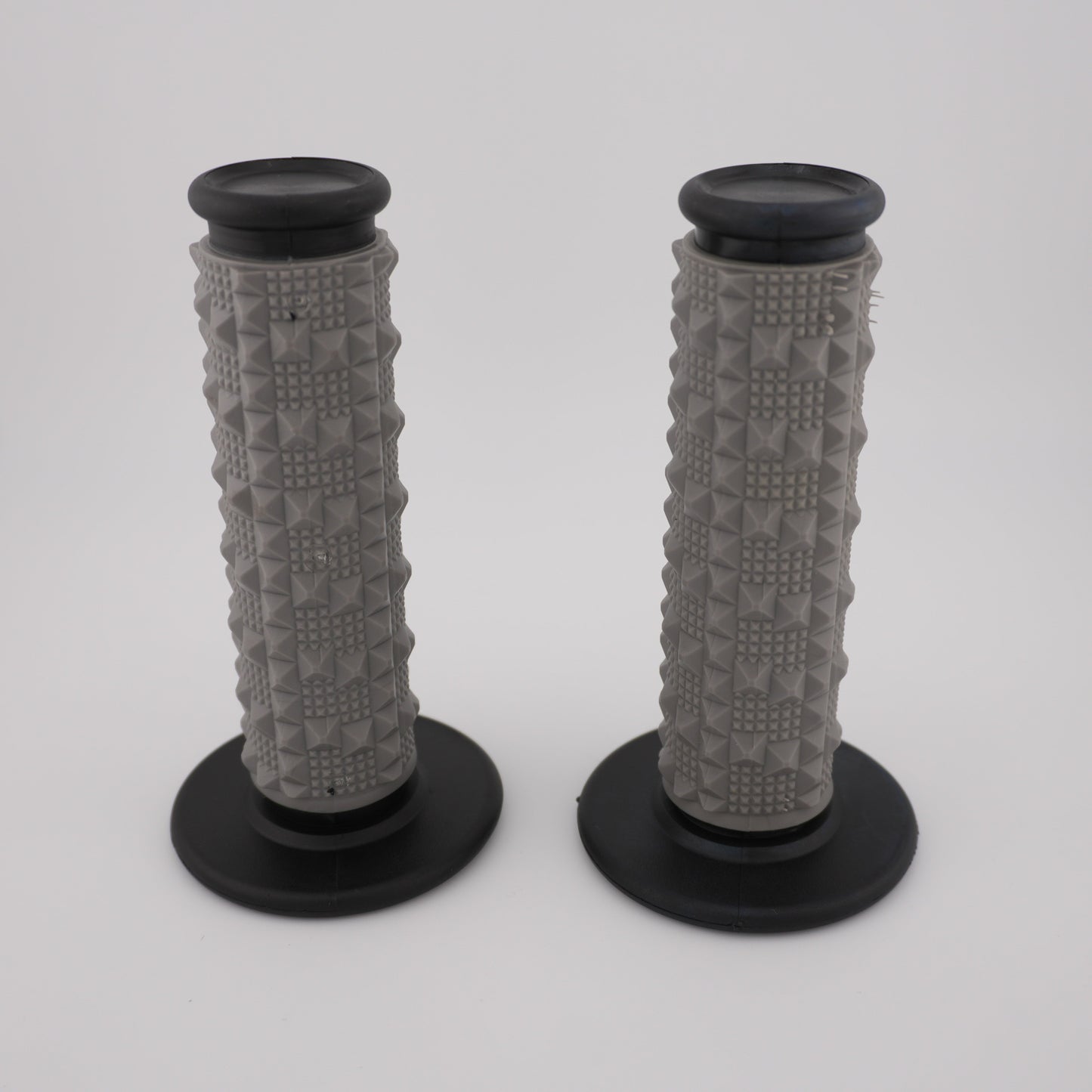 Upgraded Handlebar Grips - Howling Moto
