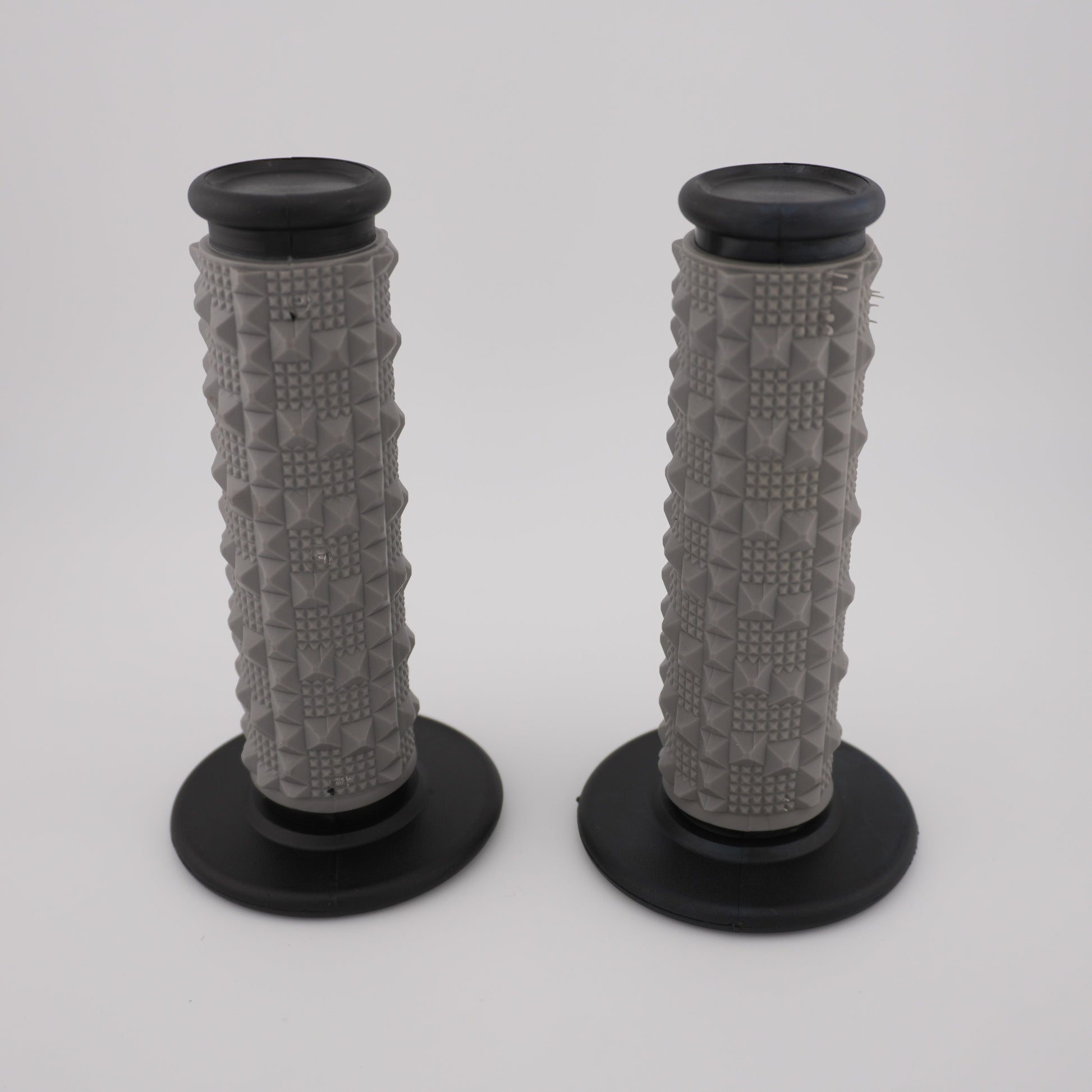 Upgraded Handlebar Grips - Howling Moto