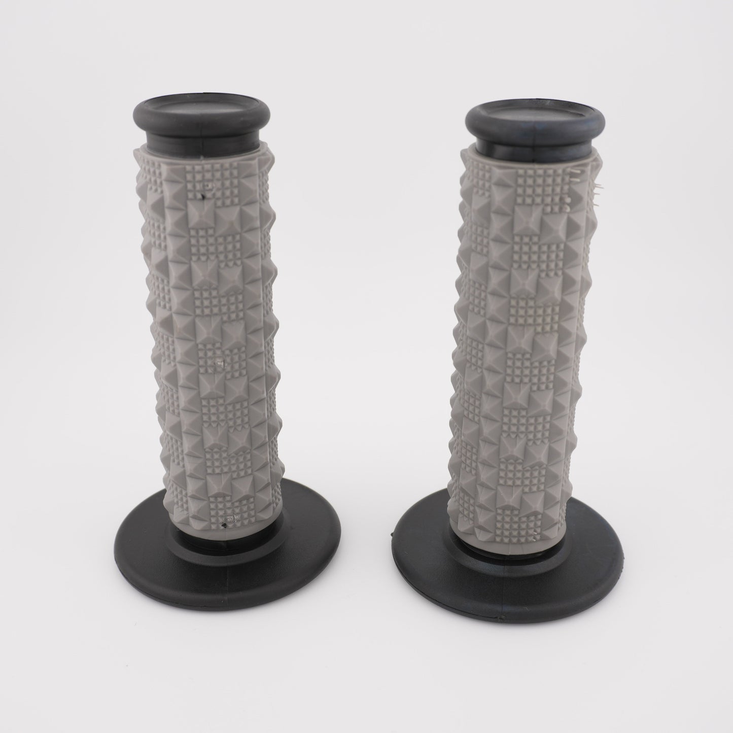Upgraded Handlebar Grips - Howling Moto