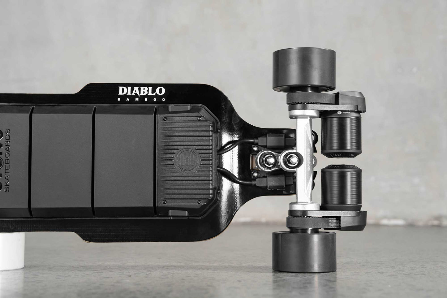 Diablo Bamboo 2-in-1 - Howling Moto
