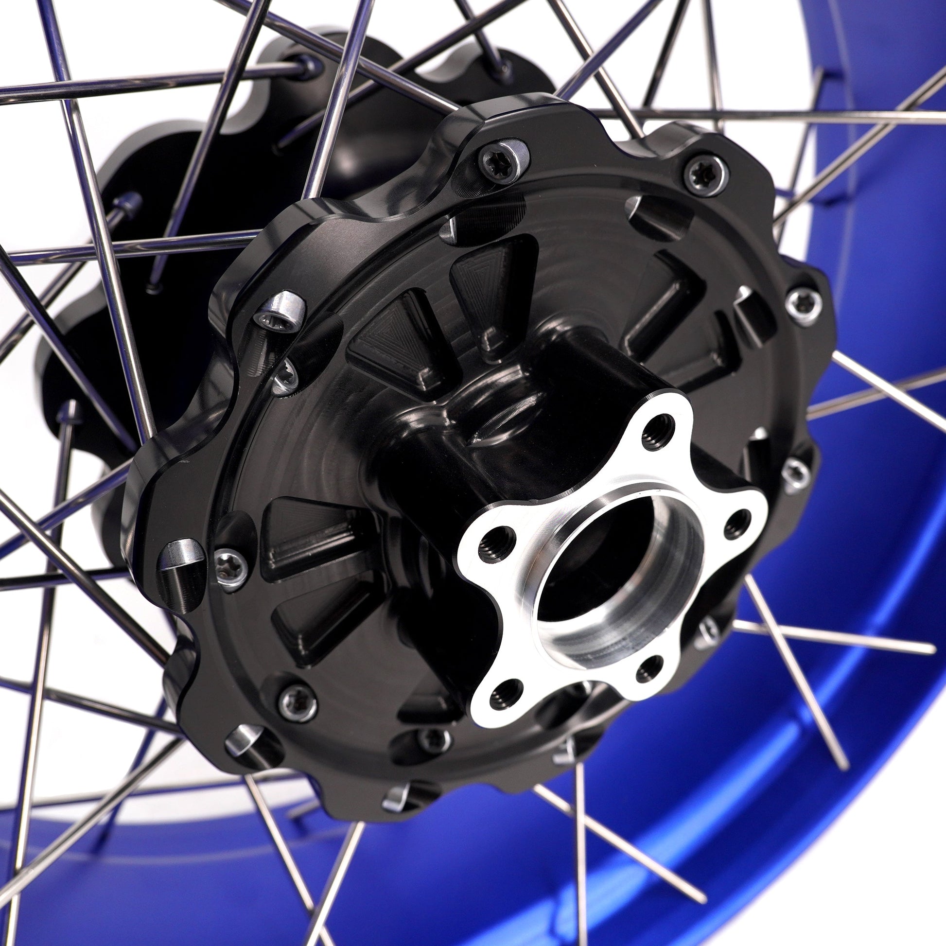 KKE 3.5*19'' & 5.0*18'' Tubeless Wheels Fit Harley Street Glide/CVO 2024 Blue Rims - Howling Moto