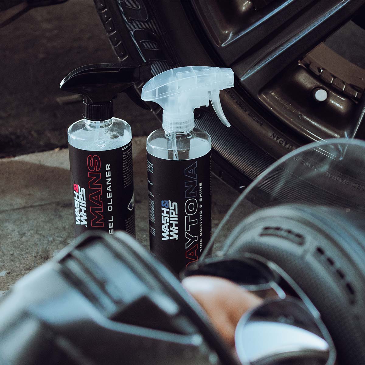 WASH&WHIPS Le Mans Wheel Cleaner - Howling Moto