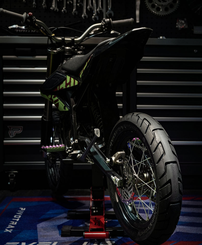 PIVOTRAX Cyber Street tire for E-Moto and Supermoto, black motorcycle tire tread and sidewall