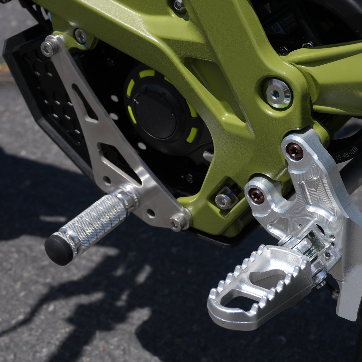 E-Moto Shift Lock Stunt Pegs for Surron Light Bee