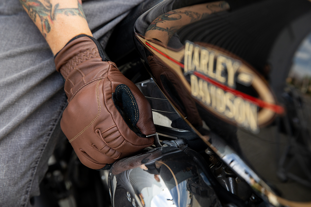 Bill's Exhausts BILTWELL Belden gloves in chocolate and black, large size, with durable leather construction.