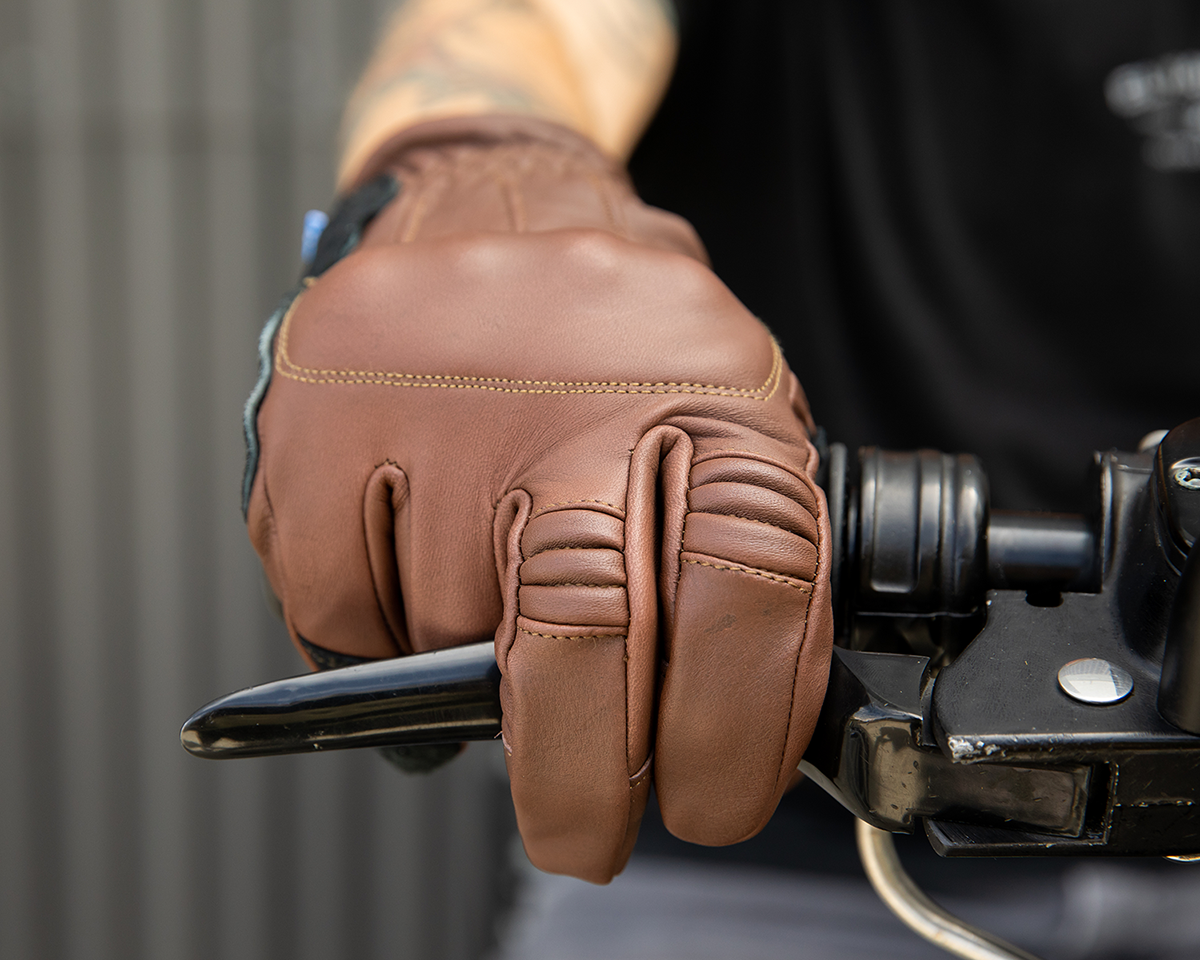 Biltwell Belden Gloves in chocolate and black, large size, comfortable motorcycle gloves with protective features.