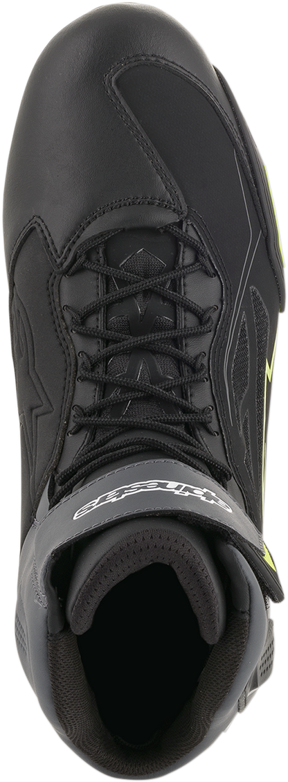 Alpinestars Faster-3 Drystar® motorcycle shoes in black, gray, and yellow with US 10.5 size, featuring protective design and durable materials.