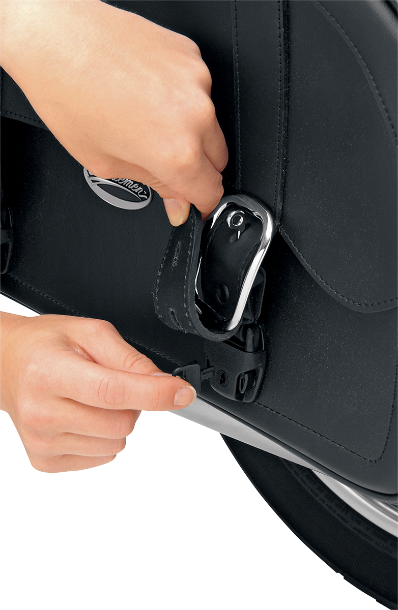 Bill's Exhausts SADDLEMEN Custom Fit Drifter Saddlebag for motorcycle seats, large size with durable leather finish.