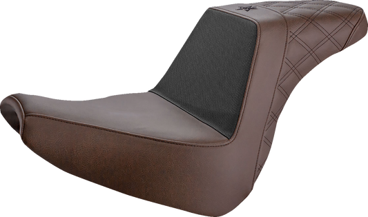 SADDLEMEN Unknown Industries front seat with carbon fiber and black gripper lumbar, rear lattice stitch, for FXBR 2018-2020 motorcycles.