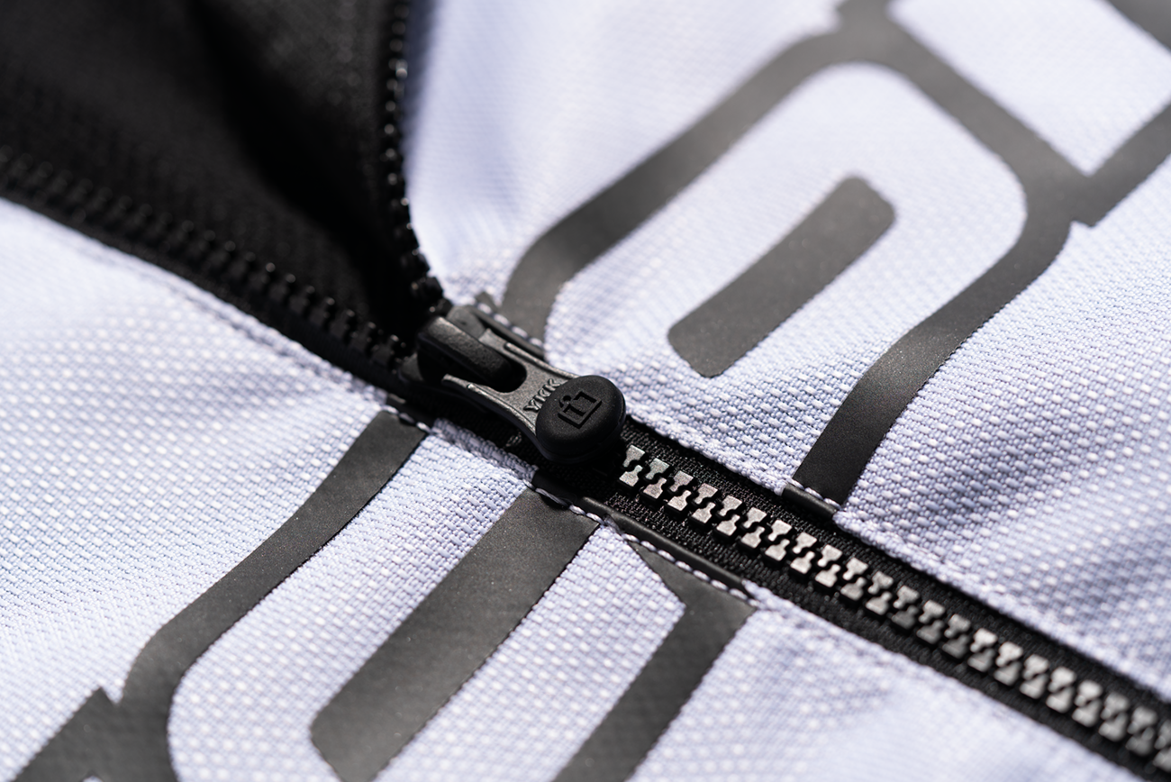 Bill's Exhausts ICON Hooligan™ CE Jacket in white, 2XL, featuring a sleek design with protective armor and stylish branding.
