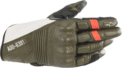 Alpinestars Kei motorcycle gloves in forest, black, white, and fluo red with small size, featuring protective knuckles and breathable fabric.