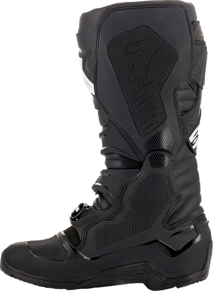 Alpinestars Tech 7 Enduro Drystar® motorcycle boots in black, US 8, showing front and side view with protective design features.