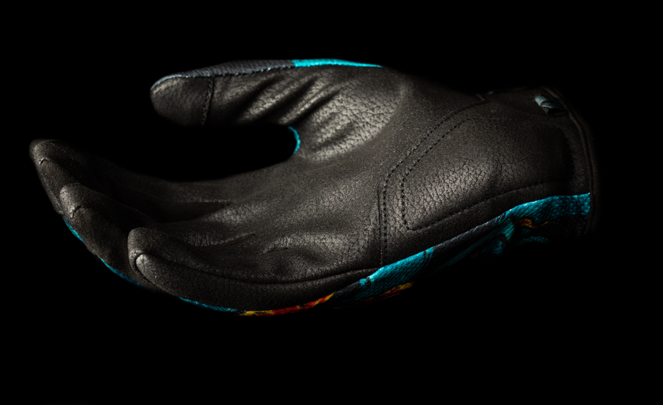 Bill's Exhausts ICON Hooligan™ Munchies Gloves in teal, medium size, showing the textured fabric and glove design.